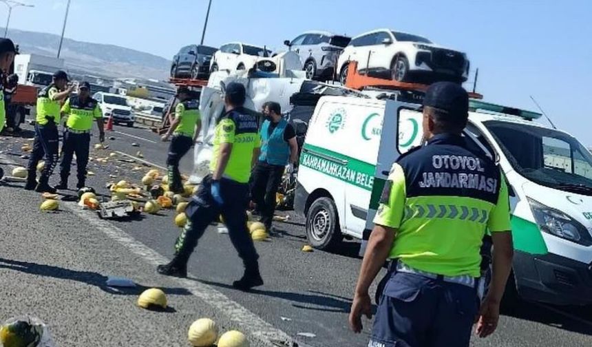 Ankara'da feci kamyonet kazası: 1 kişi hayatını kaybetti, 2 kişi yaralandı!