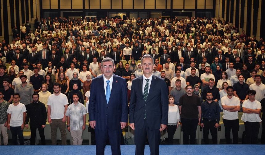 Cumhurbaşkanı Yardımcısı Cevdet Yılmaz: "Hedefimiz savunma sanayiinde ilk 10 ihracatçı ülke arasına girmek"