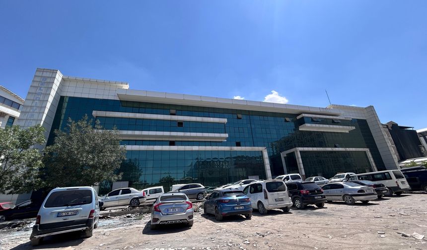 Van Büyükşehir Belediyesi’nin milyonluk yatırımı çıkmaza girdi! "Yaklaşık 400 milyon lira israf edildi” iddiası