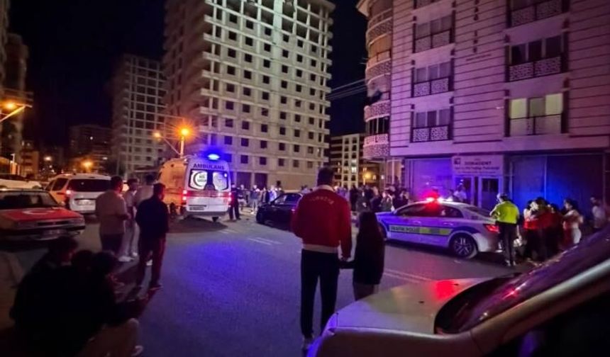 Ankara'da zincirleme kaza! Sincan'da 3 araç birbirine girdi, 1 kişi ağır yaralandı