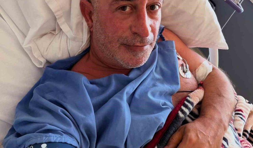 Kalp krizi geçiren Cem Yılmaz'dan hastane odasından mesaj: "İyiyim"
