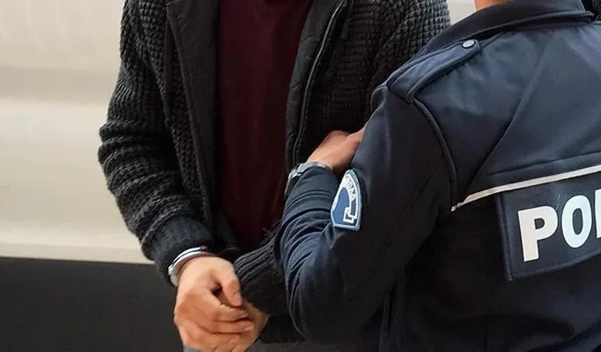 Kendilerini MİT görevlisi olarak tanıttılar: Bakan Gürlek’in ismini kullanıp 100 bin dolar aldılar