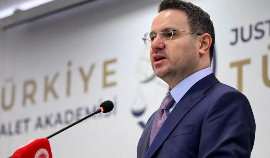 Bakan Gürlek Duyurdu: Uzayan Davalara "Etkinlik Bürosu" Takibi