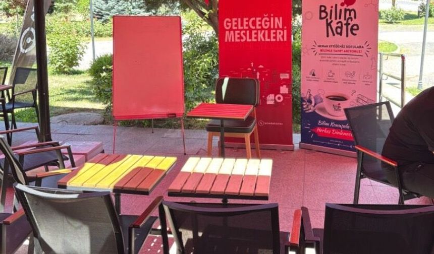 Ankara’da yapay zekâ ve geleceğin meslekleri masaya yatırıldı
