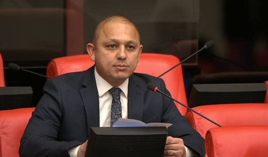 Kırıkkale Belediye Başkanı Ahmet Önal'dan dikkat çeken istifa kararı: "Yepyeni bir yola çıkma vakti gelmiştir"