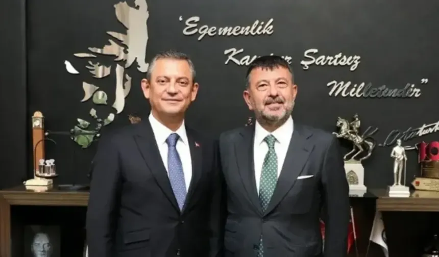 Özgür Özel ve Veli Ağbaba hakkında rüşvet fezlekesi! Başsavcılık ayrıntıları açıkladı