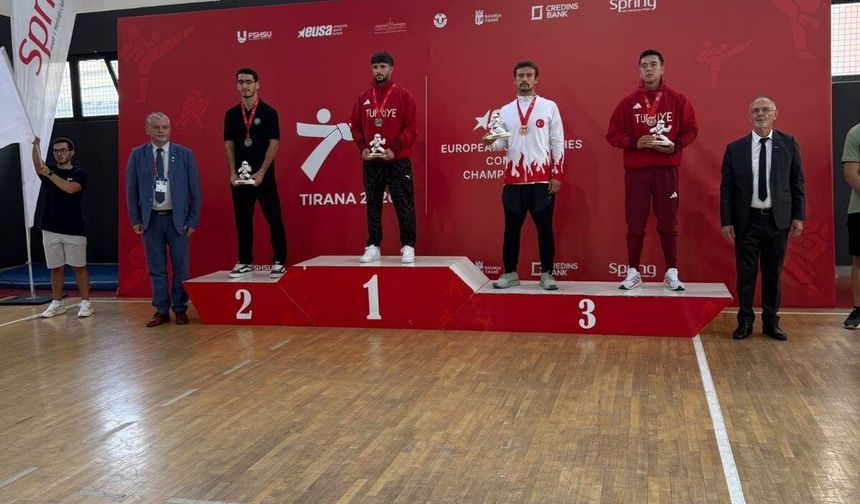 Ankara Üniversitesi'nin kickboks takımı Avrupa Şampiyonası'ndan 5 madalyayla döndü