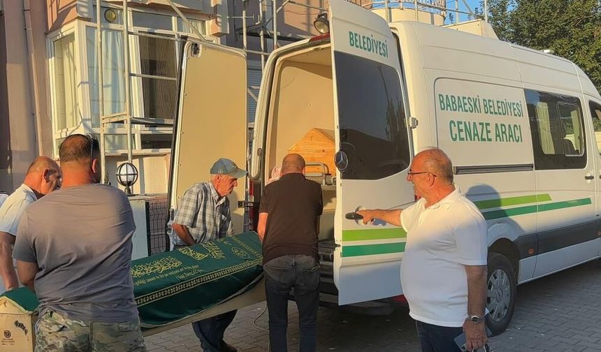 Yakınları günlerdir haber alamıyordu... Yaşlı adam evinde ölü bulundu!