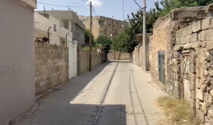 Mardin'de film gibi olay! Yaşlı kadının evine giren maskeli hırsızlar altınları alıp kaçtı