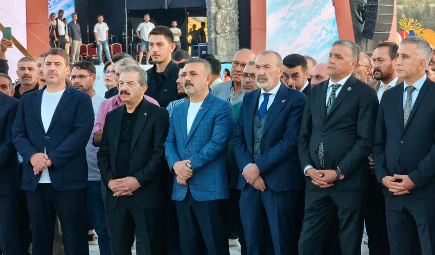 Türk dünyasının kültürel mirası Ankara’da buluştu: Sincan’da festival coşkusu