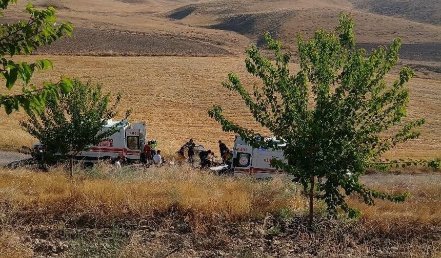 Elazığ’da pikap ile otomobil çarpıştı: 2 ölü, 4 ağır yaralı