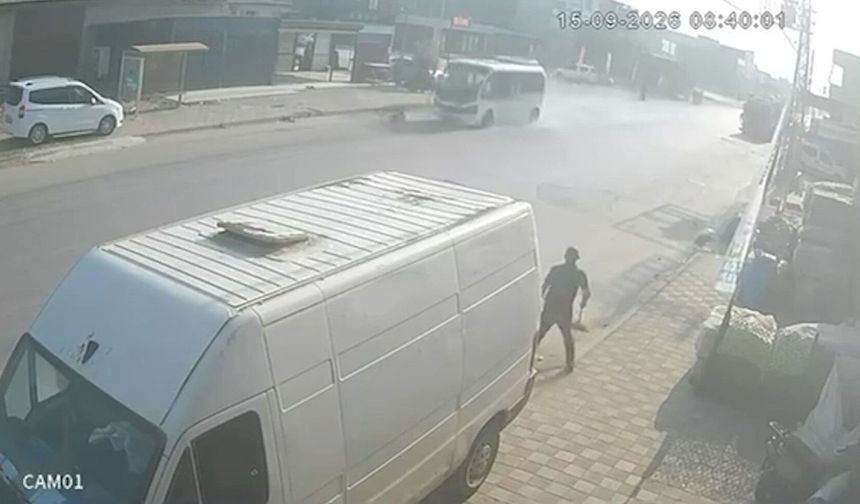 Adana’da feci kaza: Minibüsün çarptığı 11 yaşındaki çocuk yoğun bakımda