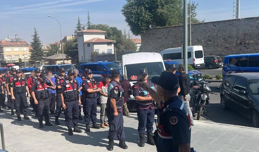 Faili meçhul cinayet dosyası 18 yıl sonra aydınlatıldı! 4 şüpheli cezaevine gönderildi
