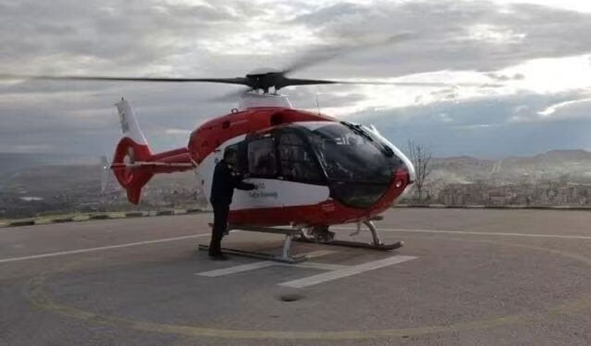 Beypazarı'nda kalp krizi geçirdi: Helikopter ambulansla Ankara Şehir Hastanesi'ne götürüldü