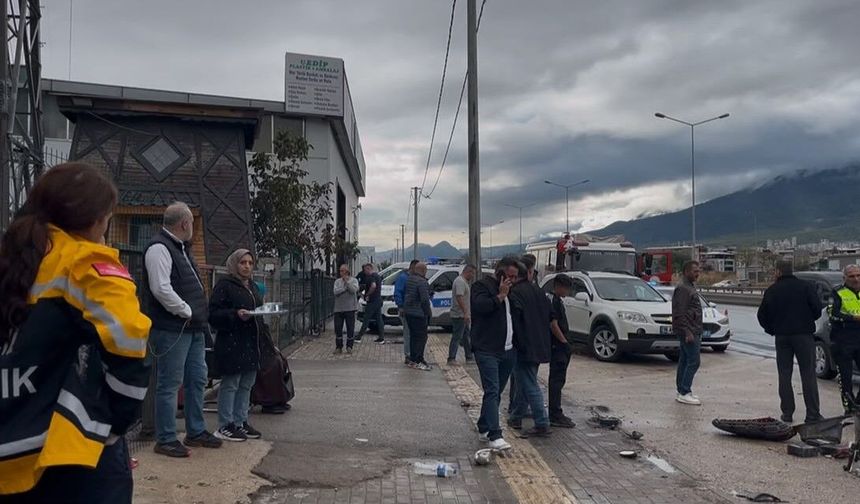“Takip mesafenizi koruyun” tabelasının yakınında facia: 1 kişi hayatını kaybetti