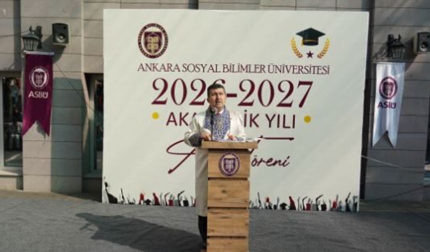ASBÜ’de yeni akademik yıl başladı: Rektör Arıcan’dan öğrencilere yapay zeka ve gelecek mesajı