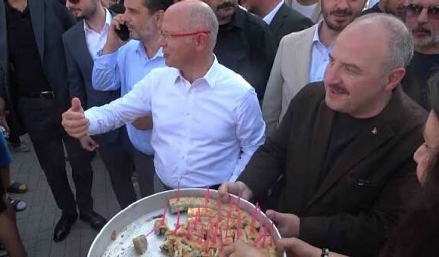 Varank’tan Özgür Özel’e börekli yanıt: “Herkese Nasip Olmaz”