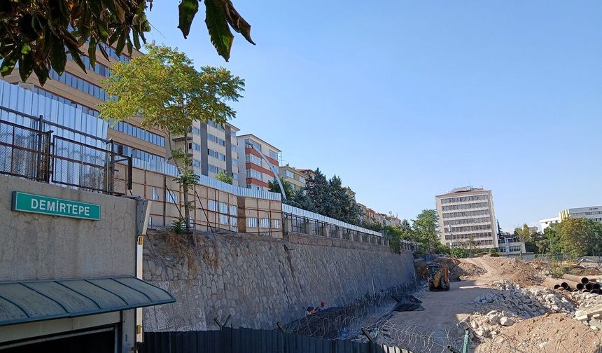 Maltepe’de yıllardır boş bekleyen alanda yeni Enerjisa Başkent hizmet binası çalışması