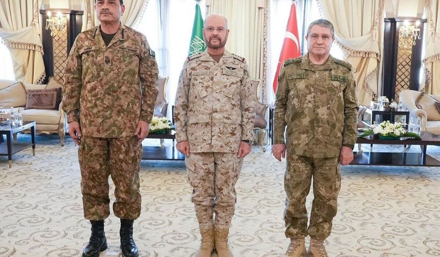 Suudi Arabistan’dan acil çağrı: Türkiye ve Pakistan’ın askeri komutanları Riyad’da toplandı