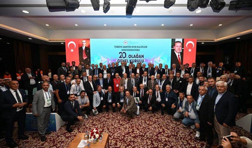 Ankara'daki TASKK Genel Kurulu'nda gerilimli anlar: Şener Aydın yeniden başkan