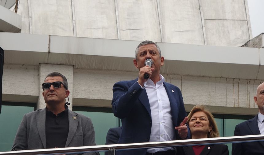 Yeni Parti Genel Başkanı Özel'den fon krizi açıklaması: "Görünenler buzdağının tepesi"