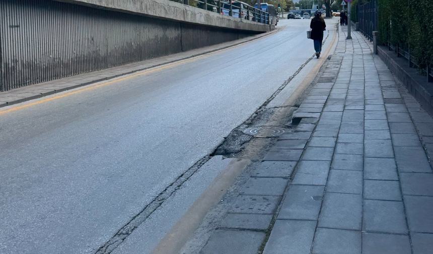 Ankara Hacı Bayram’da sürücüleri tedirgin eden yol sorunu: “Acilen bakılması gerekiyor”