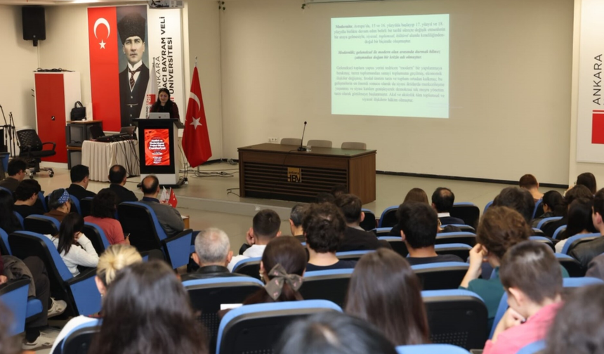 Osmanlı’dan Cumhuriyet’e uzanan süreç Ankara’da masaya yatırıldı
