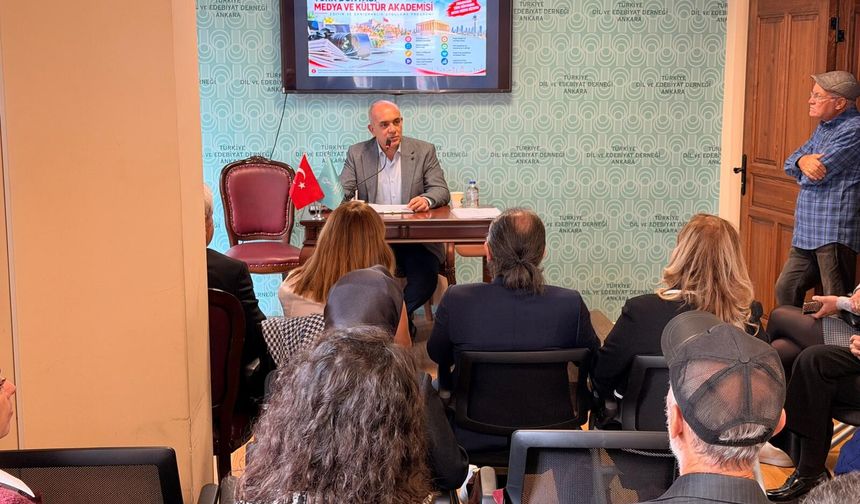 Türk Dünyası Medya ve Kültür Akademisi Ankara'da kapılarını açtı