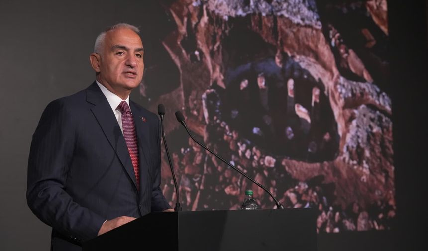 Turizmde yeni rekor! Bakan Ersoy 2026'nın ilk 9 aylık verilerini paylaştı