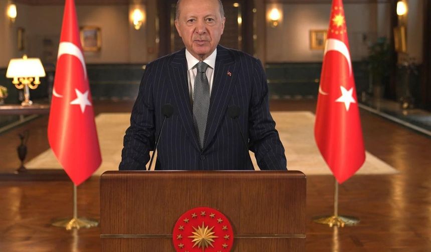 Erdoğan’dan 29 Ekim mesajı: 'İçinde bulunduğumuz asra Türk milleti mührünü vuracaktır'