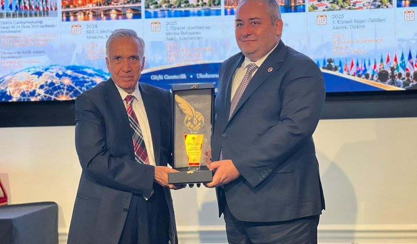Mesut Özarslan’a Londra’da Küresel Hizmet Ödülü: 'Bu ödül Keçiören ailesinindir'