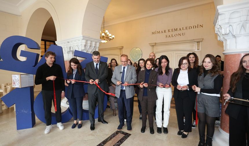 Gazi Üniversitesinde dikkat çeken sergi: 100 küple hafızaya yolculuk