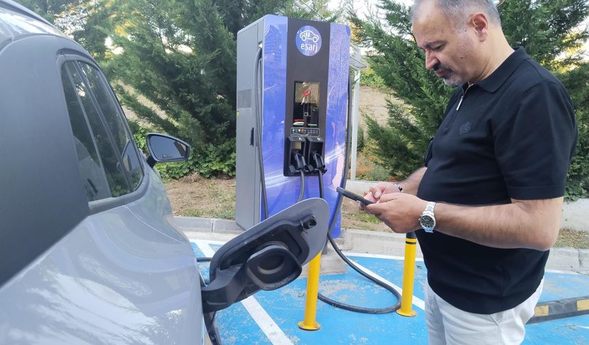 Ankaralı iş insanı Emin Kerimoğlu'ndan elektrikli araç çıkışı